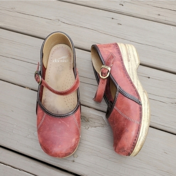 Dansko Marcelle Mary Jane Burgundy Wine Oxblood Oiled Leather Buckle Clogs 38 - Picture 8 of 9
